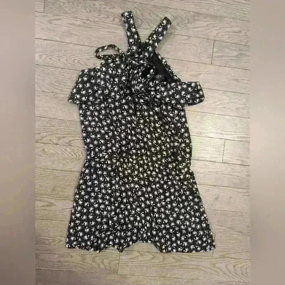 Shorts One Piece Jumper + size XSP bnwt - Picture 2 of 5